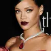 31 Stunning Photos of Your Favorite Celebrities Wearing Berry Lips ...