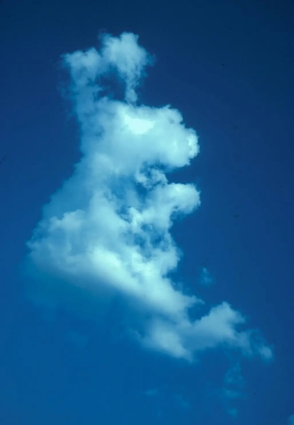 Play Find the Cloud Shape
