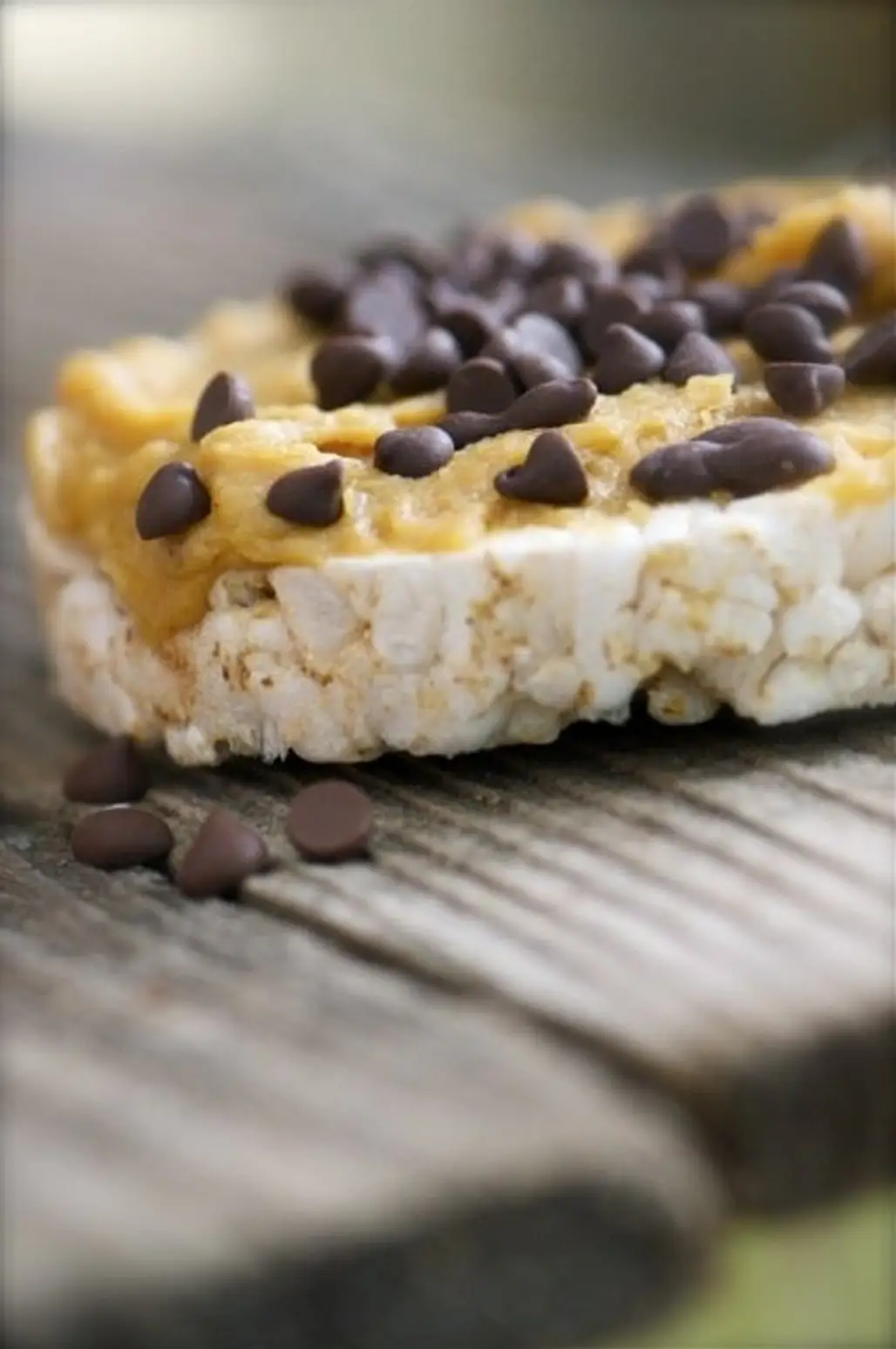 Rice Cake with Peanut Butter ...