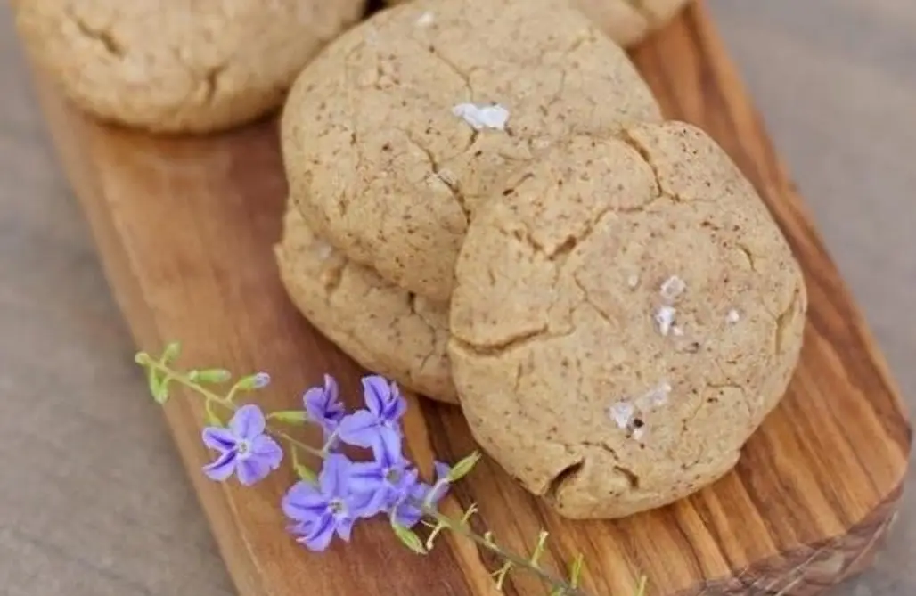 Almond Butter Cookies (Gluten-free)