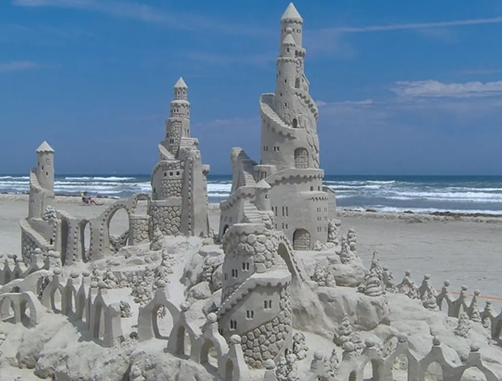 Build a Structure at Texas Sandfest