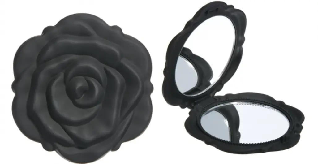 Black Rose Compact