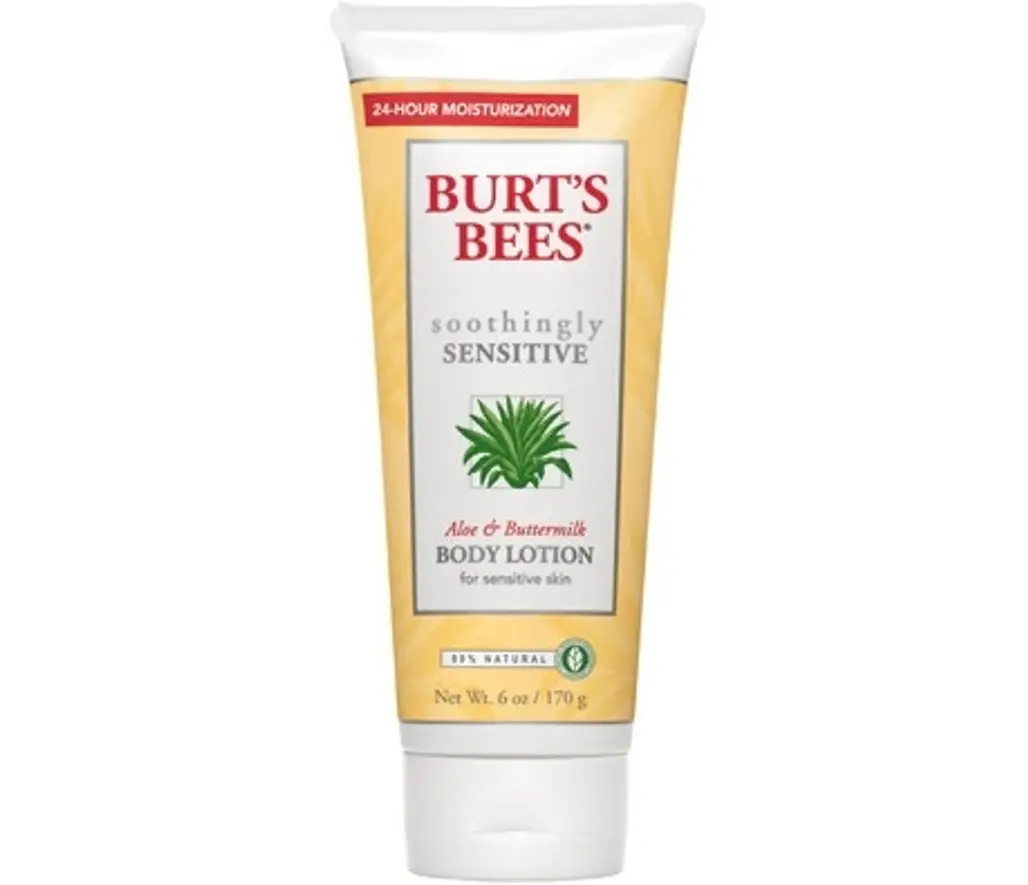 Burt’s Bees Soothingly Sensitive Aloe & Buttermilk Lotion