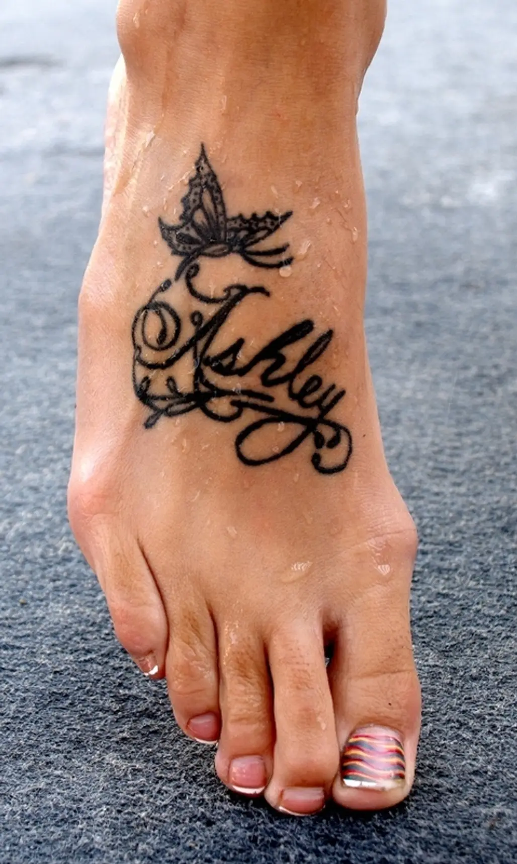 108 Elegant Foot Tattoo Designs For Women To Stay In Groove – Tattoo  Inspired Apparel