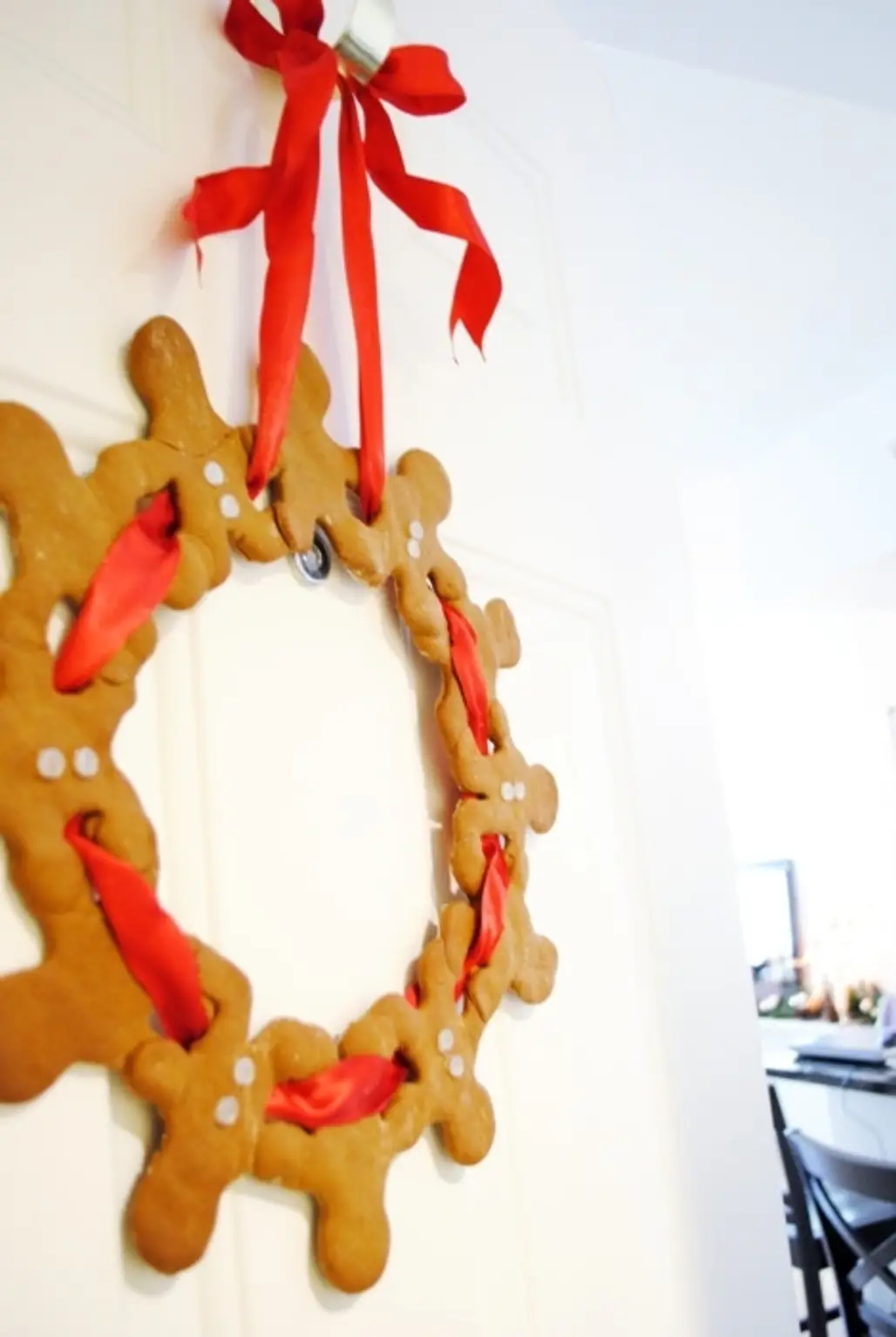 Gingerbread-Man Wreath