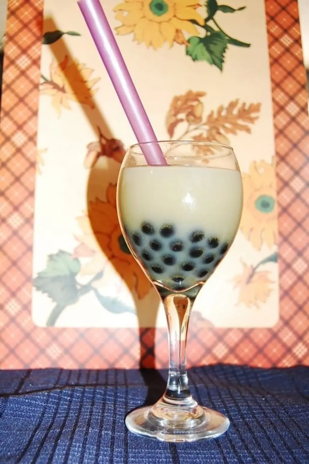 Lavender Milk Tea with Tapioca