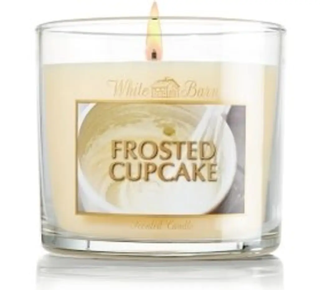 Bath and Body Works Frosted Cupcake Small Candle