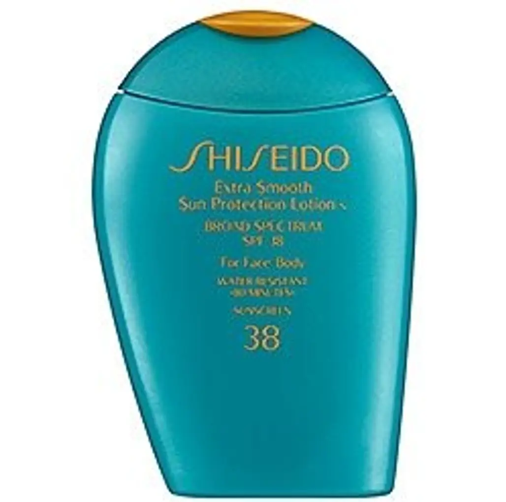 Shiseido Extra Smooth Sun Protection Lotion SPF 38 PA++