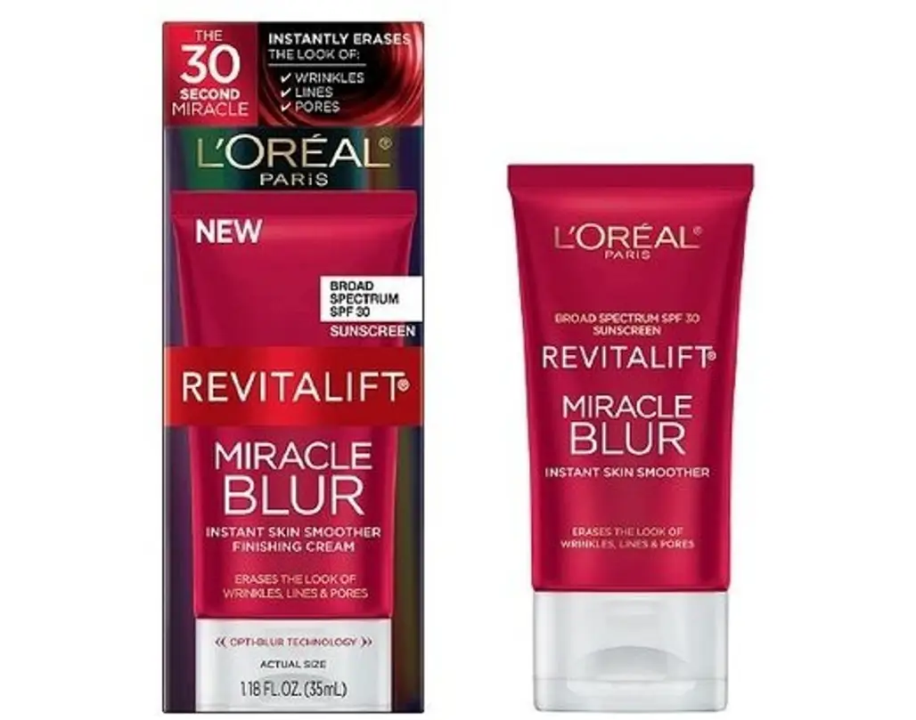 L’Oreal Revitalift Miracle Blur Instant Skin Smoother Finishing Cream SPF 30