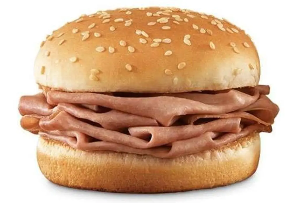 Arby’s Roast Beef Classic – 360 Calories