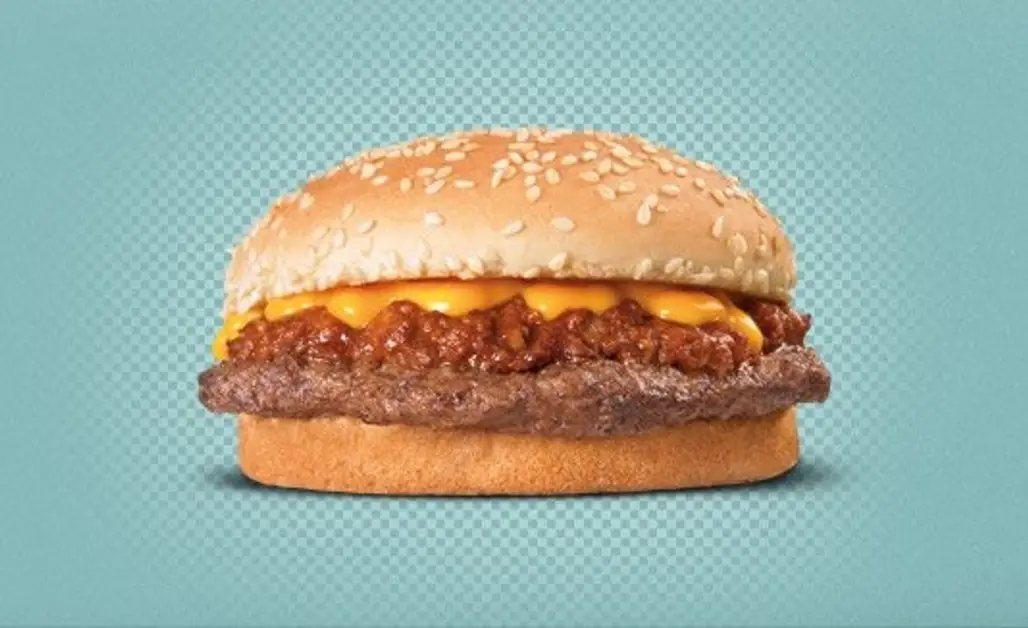 Checker’s Chilli Cheeseburger – 320 Calories