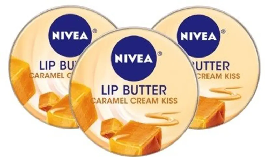 NIVEA Lip Butter Tin Caramel Cream Kiss
