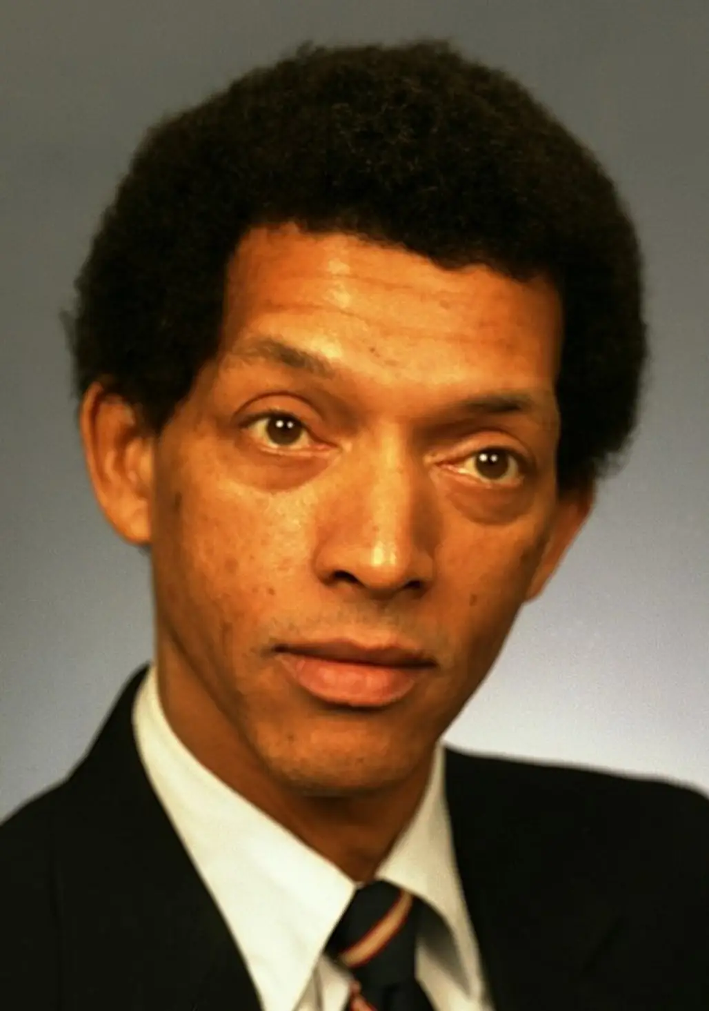 George Carruthers (physicist – 1939-)
