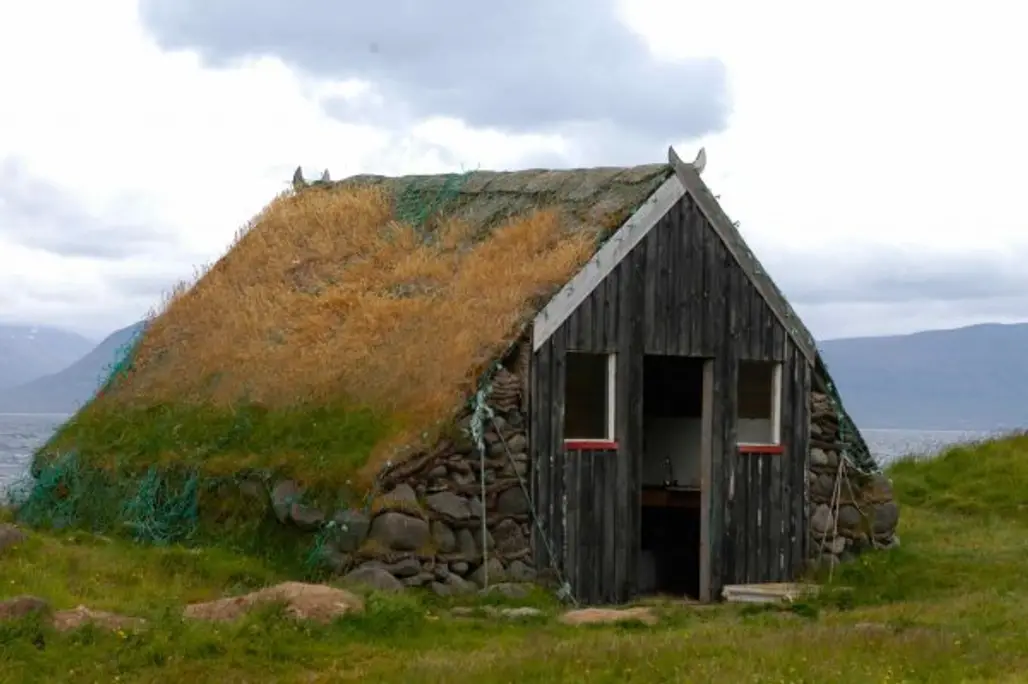 Stay in a an Icelandic Cottage with Geyser Views