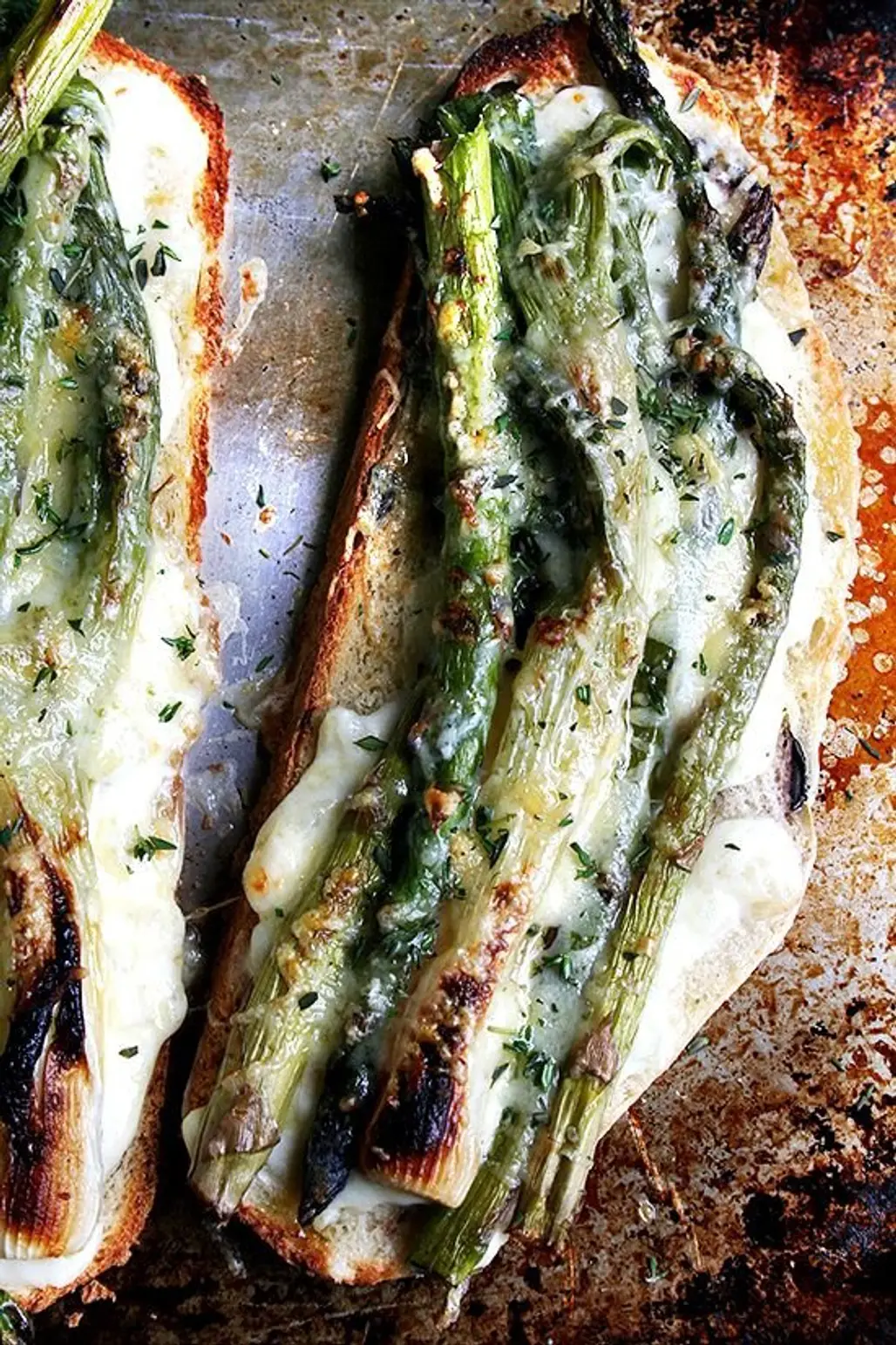 Tartine with Asparagus and Spring Onions