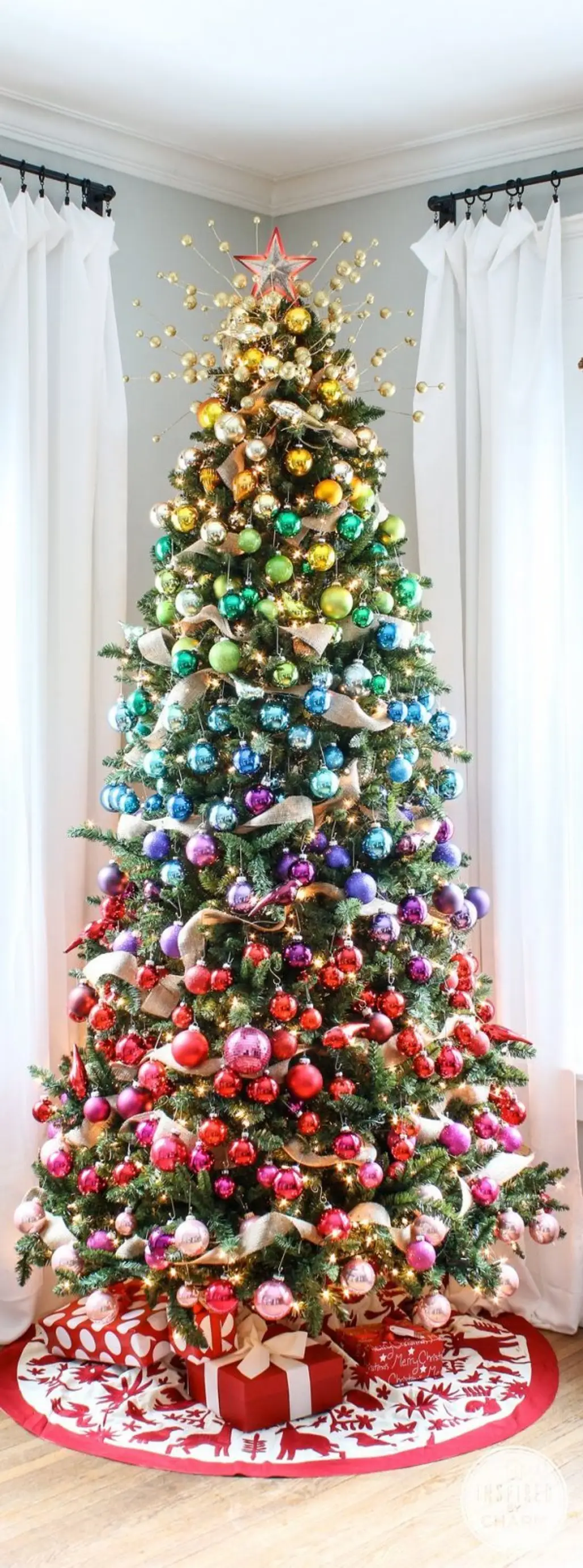 A Colorful Christmas Tree