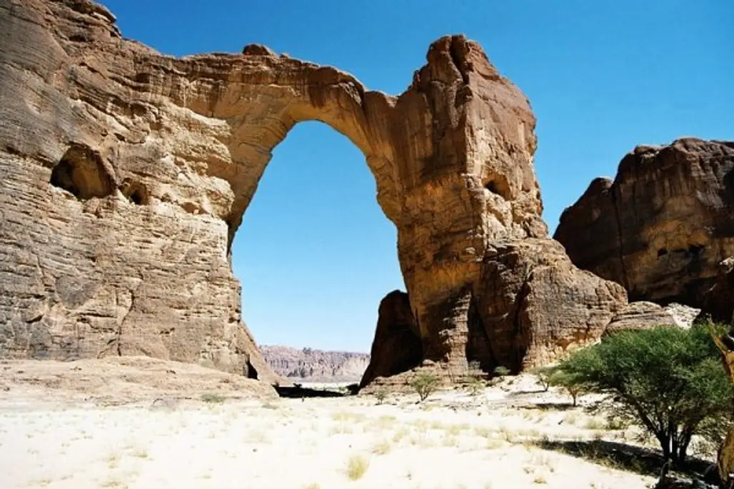 Aloba Arch, Chad