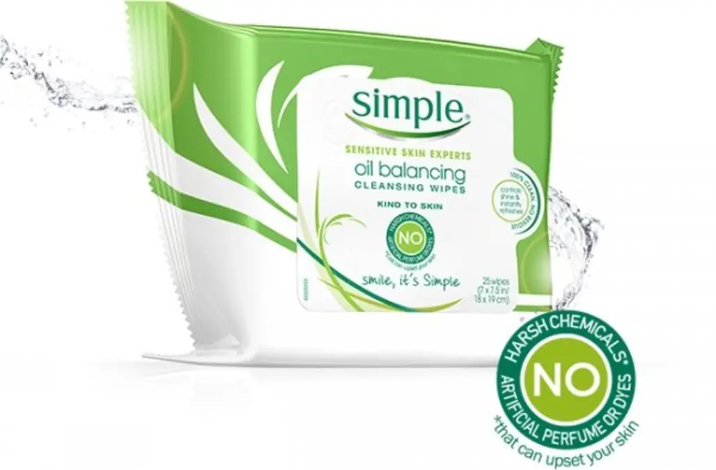 Simple Skincare Oil Balancing Cleansing Wipes