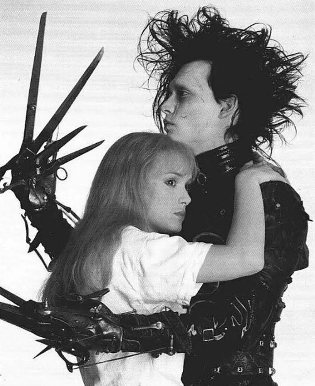 Johnny Depp & Winona Ryder in "Edward Scissorhands"