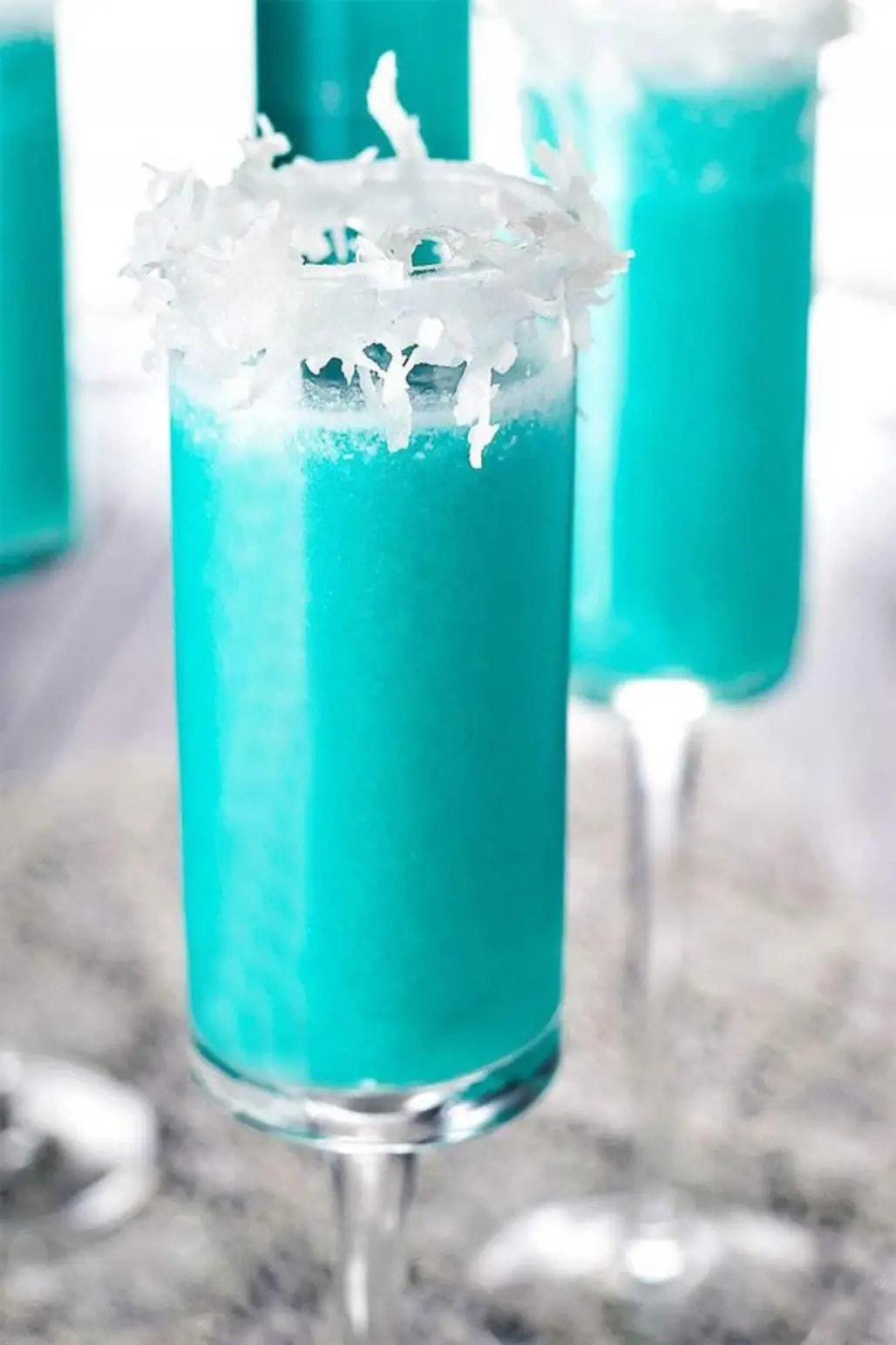 drink, blue hawaii, cocktail, alcoholic beverage, non alcoholic beverage,