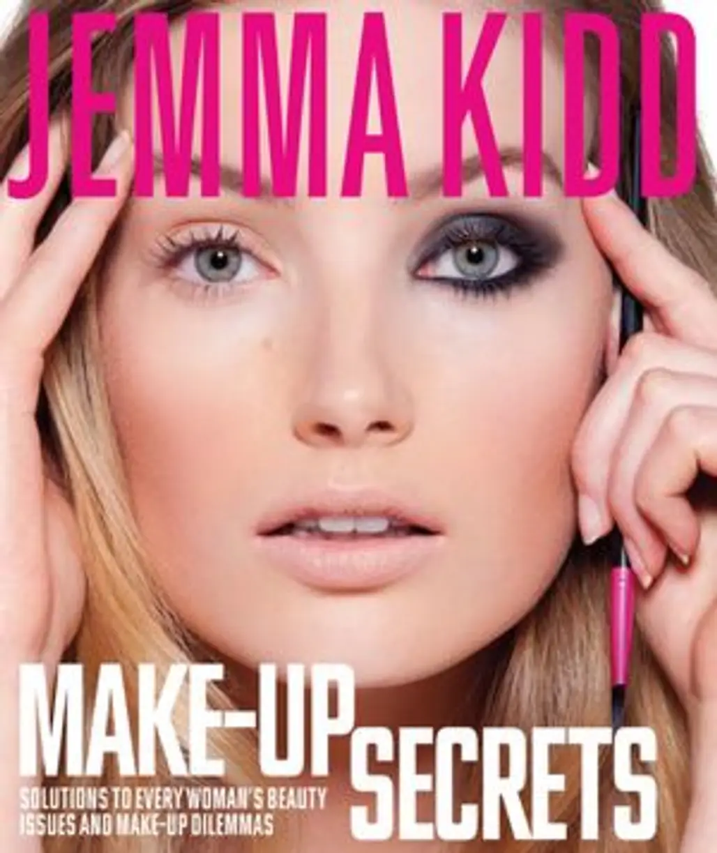 Jemma Kidd Make-up Masterclass: Beauty Bible of Professional Techniques and Wearable Looks by Jemma Kidd