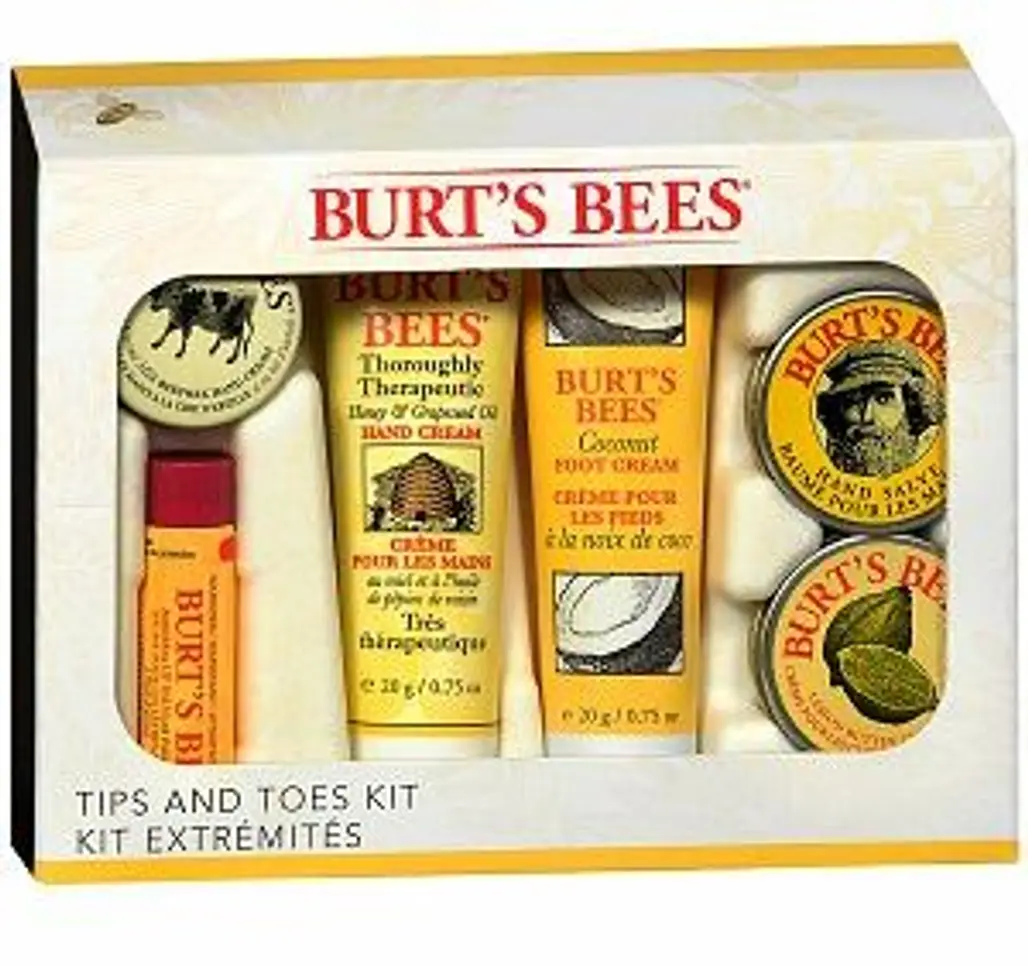 Burt’s Bees Tips N’ Toes Set