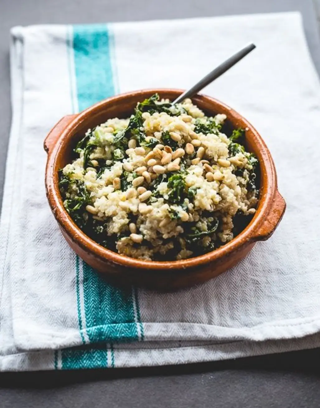 20-Minute Kale and Quinoa Bowl