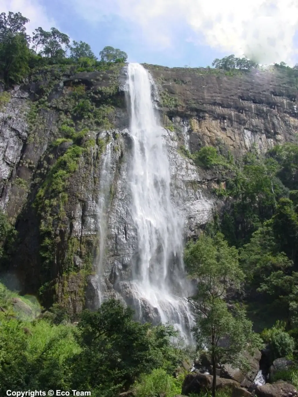 Bambarakanda Falls, Sri Lanka
