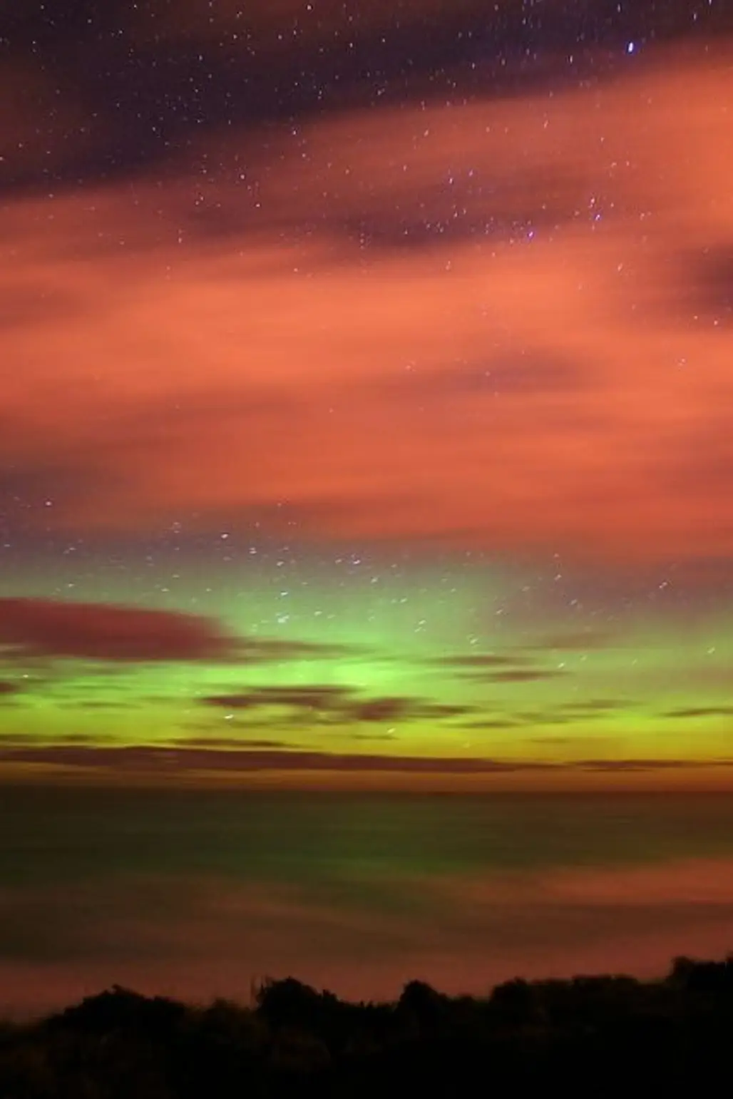 Aurora Australis over Tainui