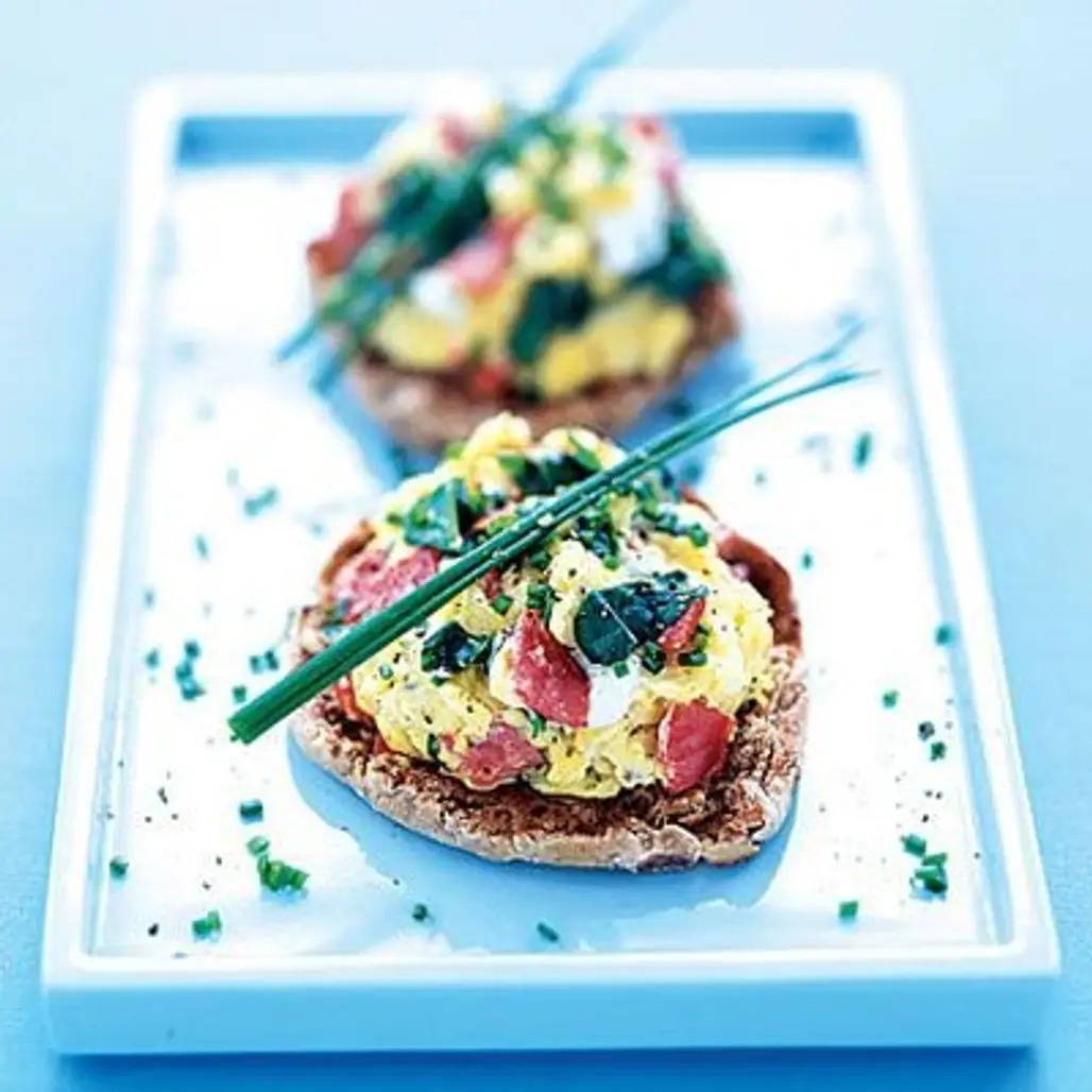 Scrambled Eggs with Smoked Salmon, Spinach and Chives