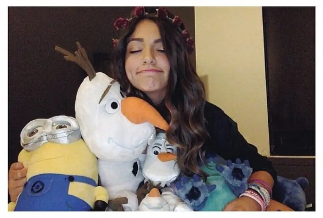 I Got Soooo Many Olafs, Minions, and Stitches at My Meetups You Guys Know Me Too Well Thanks for Making Me Smiiiile