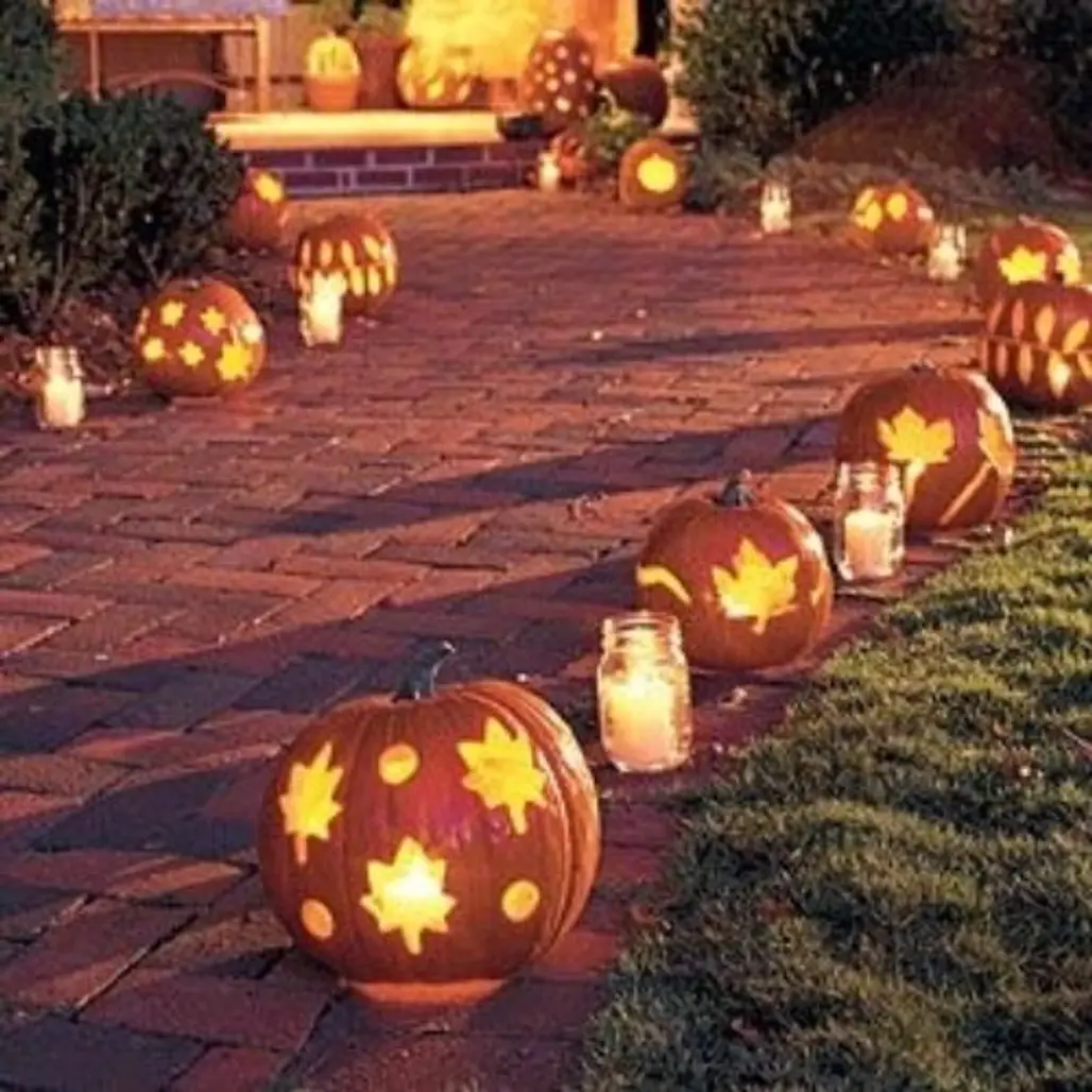 man made object,pumpkin,lighting,halloween,holiday,
