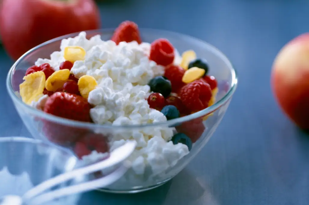 Fruit and Cottage Cheese