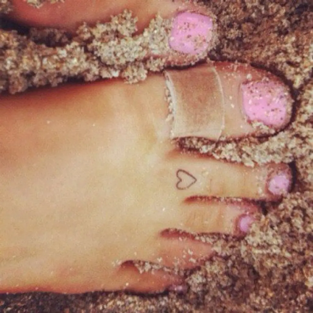 pink,finger,leg,nail,skin,