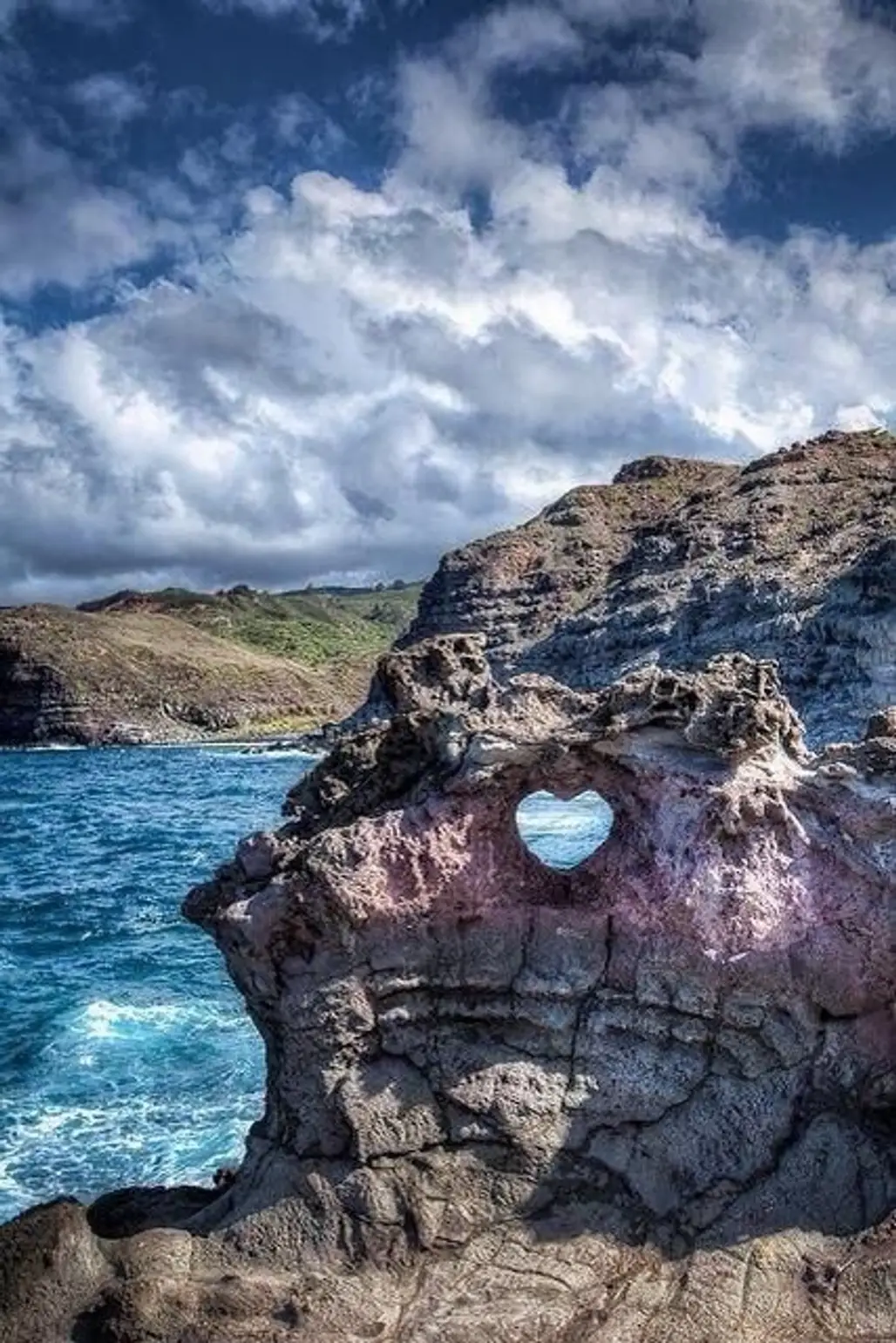 Heart Shaped Rock, near Makena Blowhole, Maui,