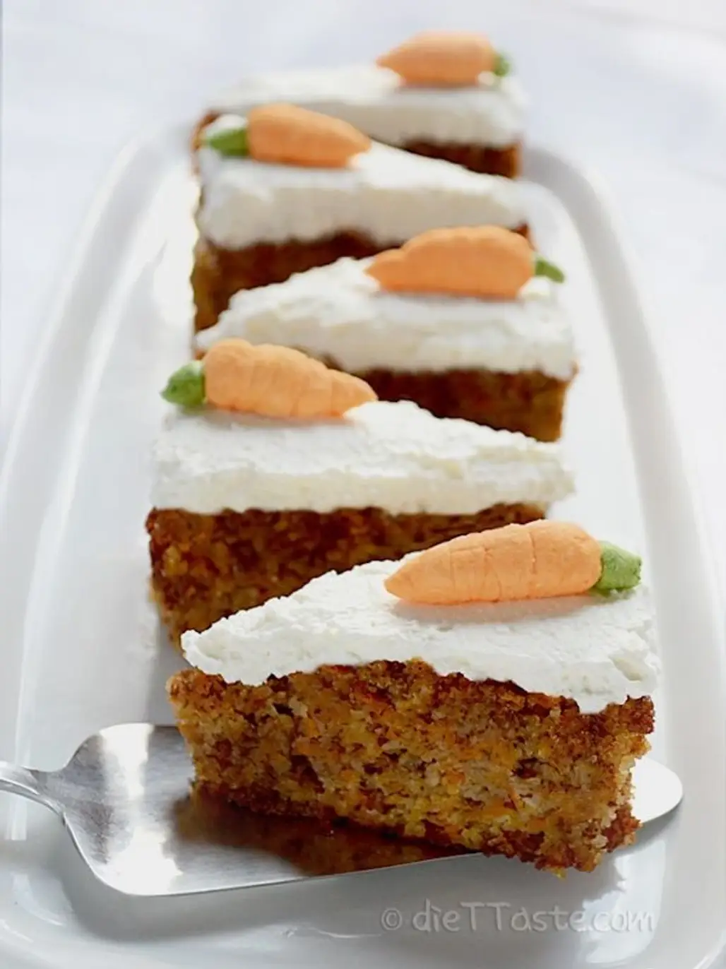Flourless Carrot Cake