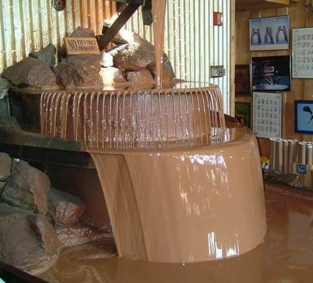 World's Largest Chocolate Waterfall, Anchorage