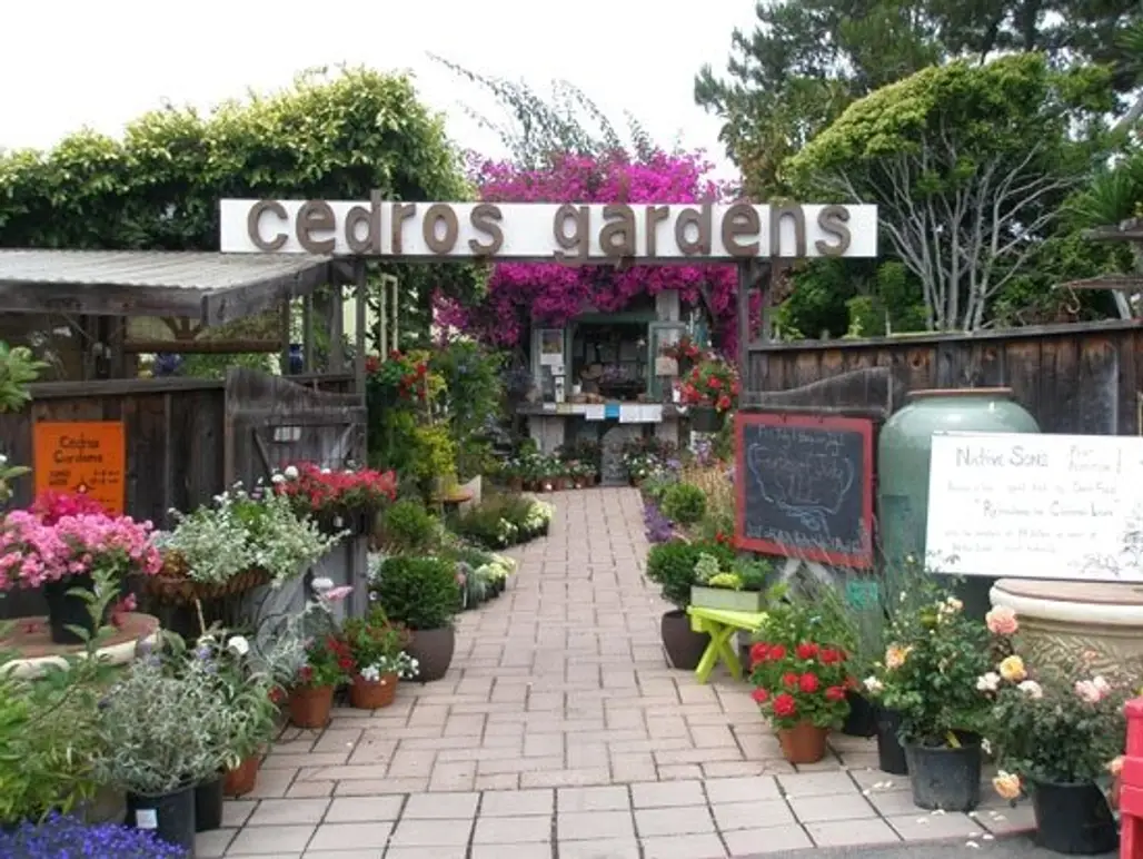 Cedros Gardens