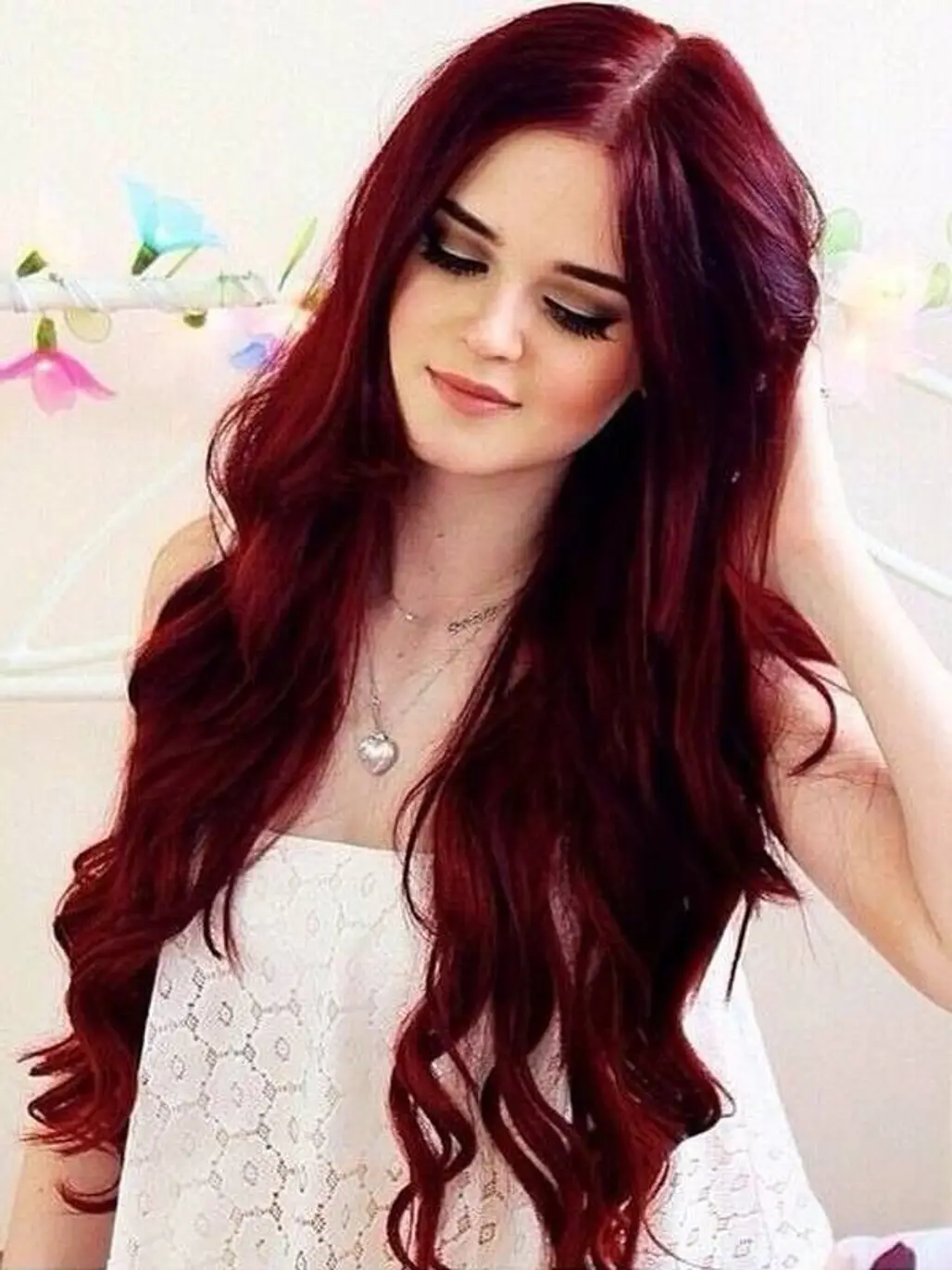 hair,human hair color,black hair,red,hairstyle,