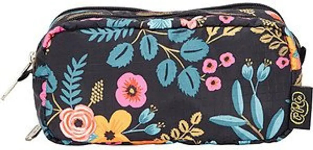 bag,handbag,coin purse,shoulder bag,fashion accessory,