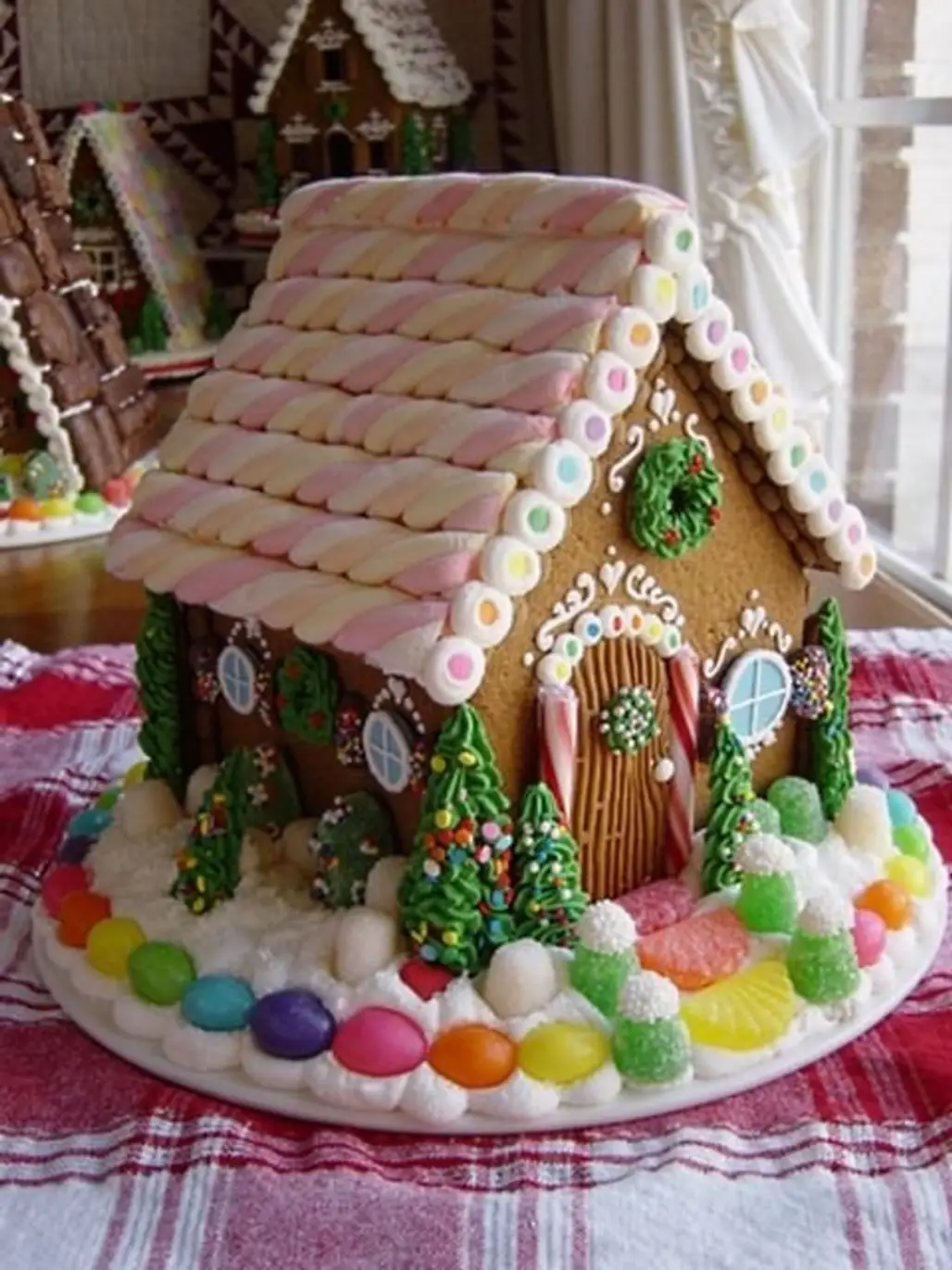gingerbread house,food,dessert,christmas decoration,gingerbread,