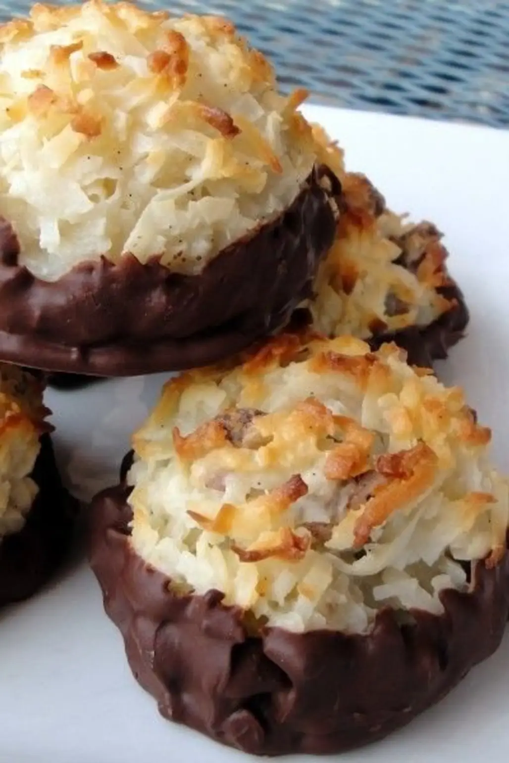 Chocolate Chip Coconut Macaroons