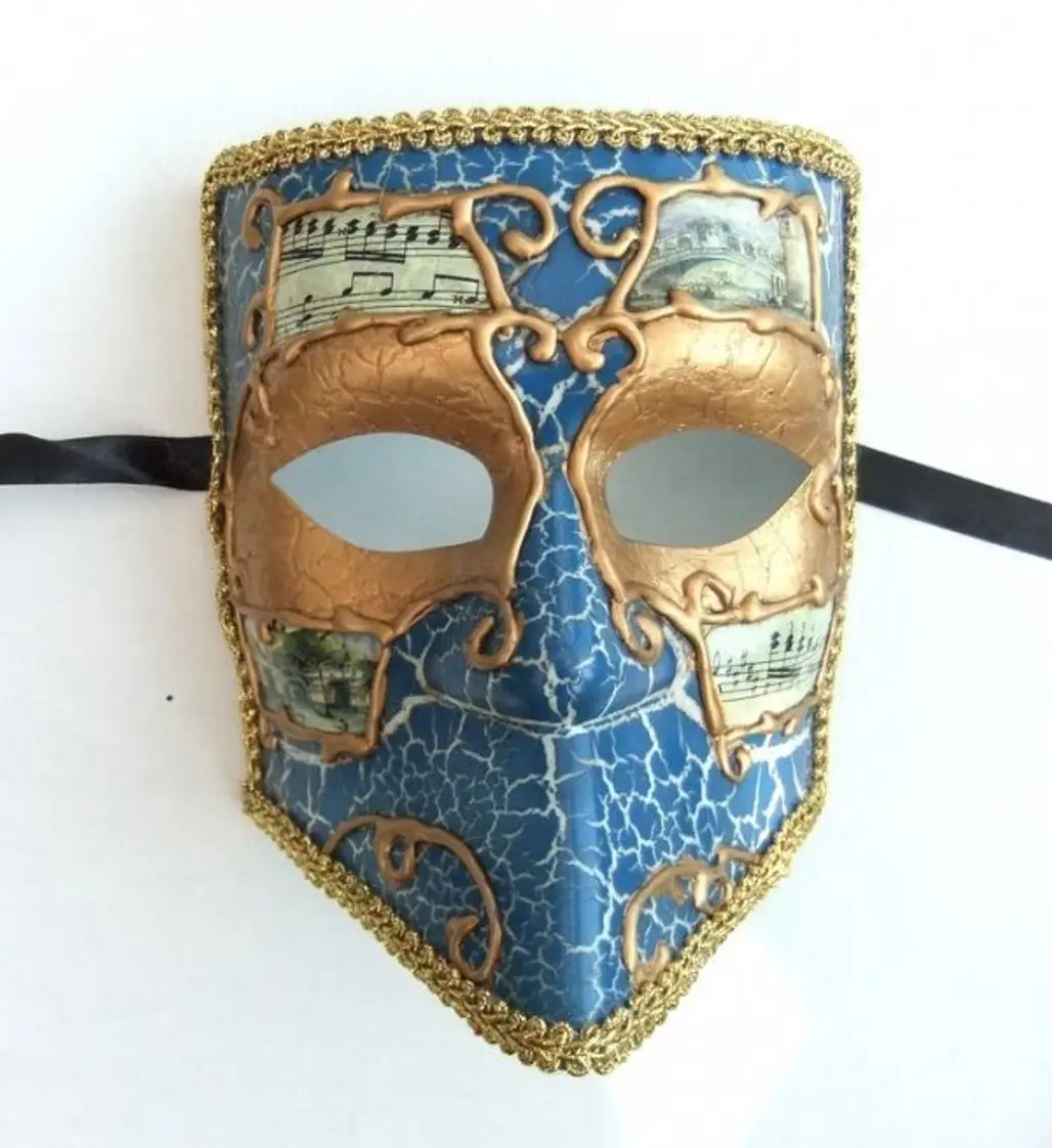 The Bauta Mask