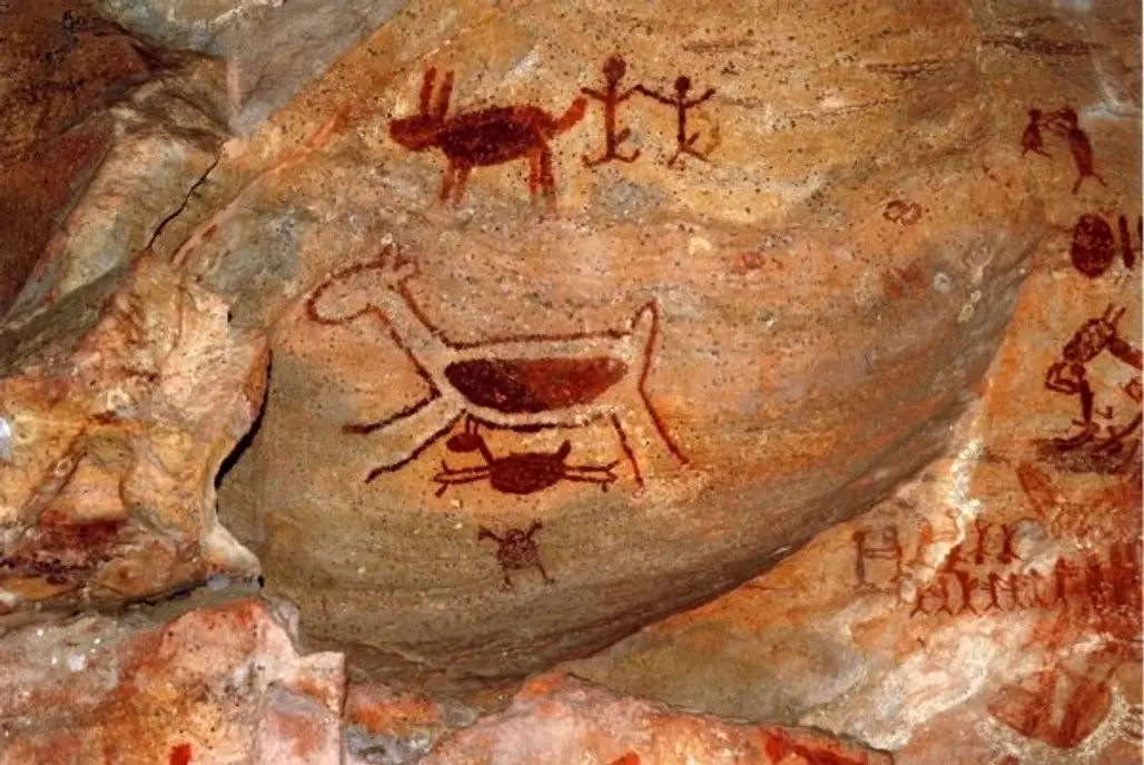 See Hotly Debated Prehistoric Cave Paintings at Serra Da Capivara National Park, Brazil
