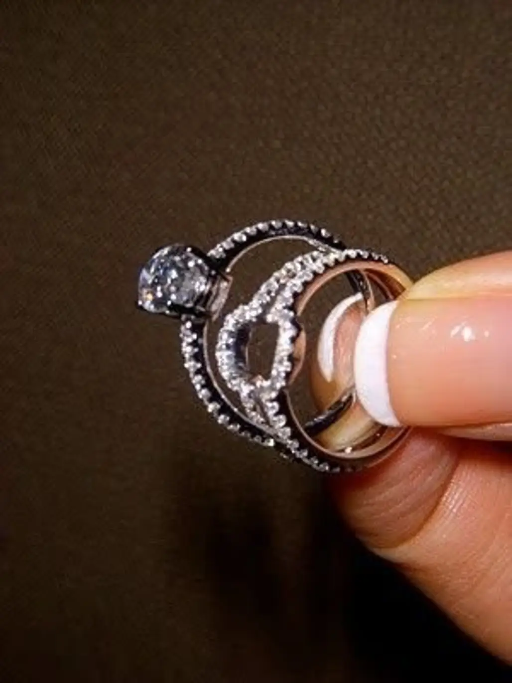jewellery,ring,fashion accessory,finger,bracelet,