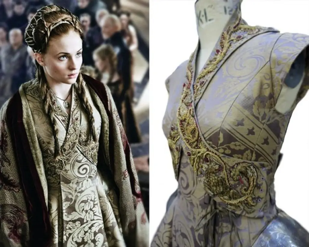 Sansa Stark's Wedding Dress, Season 3