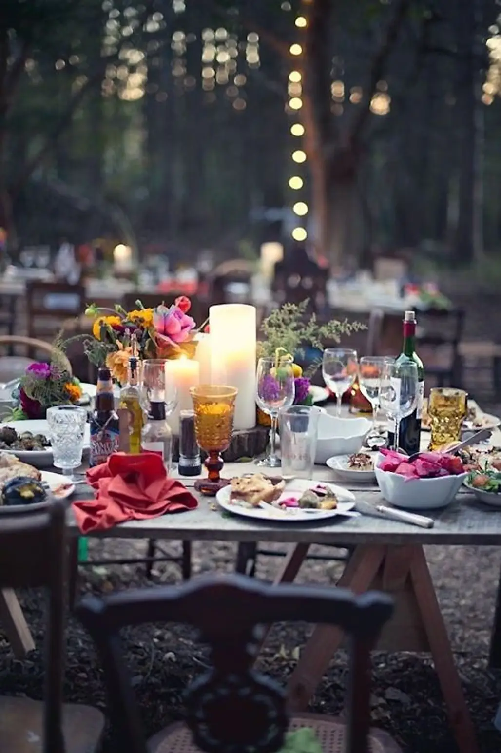 Make the Table Pretty with Flower Arrangements