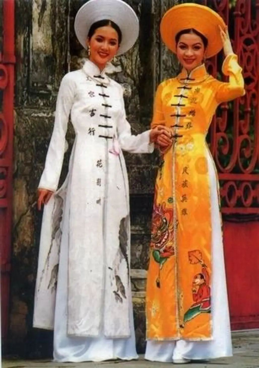 Vietnamese Traditional Long Dress Áo Dài - High Fashion Fit in Mulberry  Silk Satin