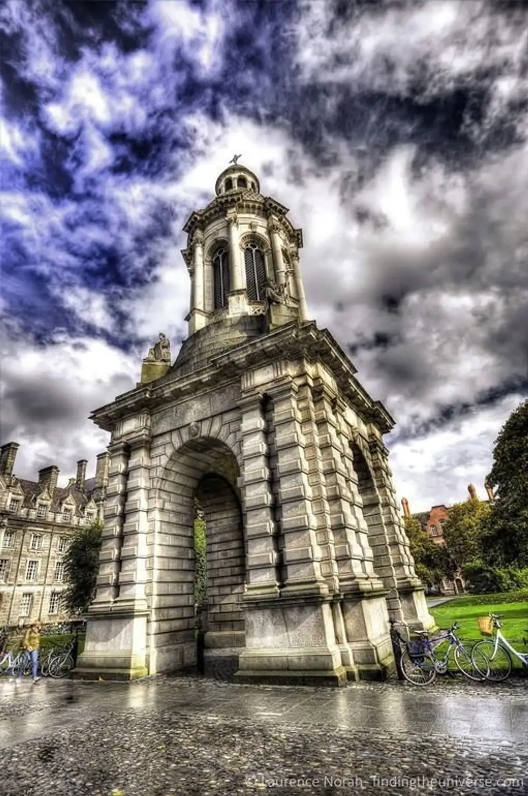 Trinity College,landmark,building,monument,church,