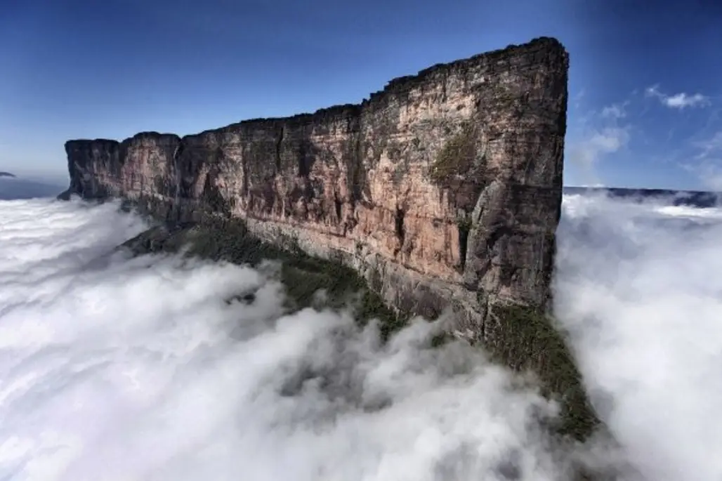 Join Sir Arthur Conan Doyle at Mount Roraima, Venezuela